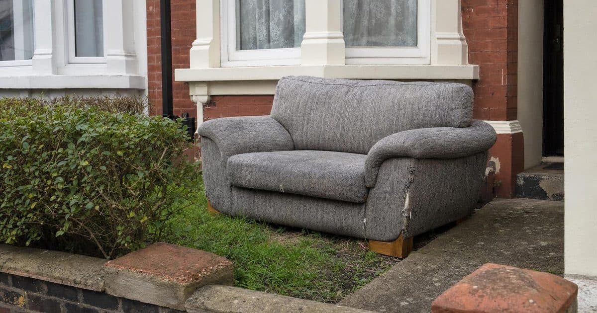How to get rid of an old sofa in Portsmouth