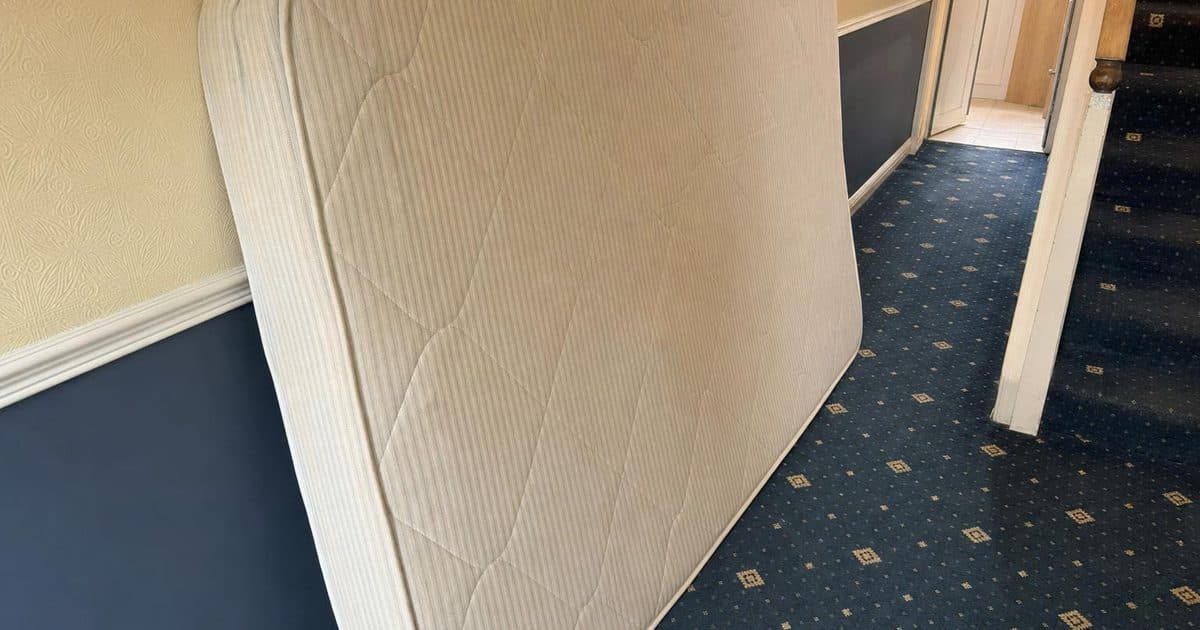 Mattress disposal in Portsmouth: council collection, tip and take-back