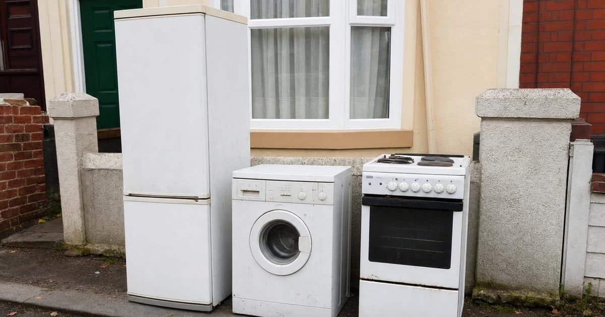 Fridge, freezer and appliance disposal in Portsmouth